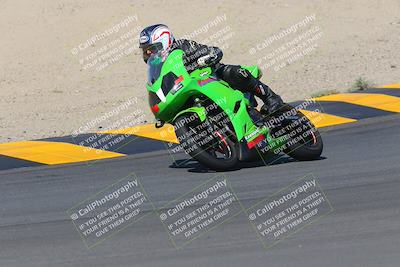 media/Oct-09-2022-SoCal Trackdays (Sun) [[95640aeeb6]]/Turns 9 and 10 (1050am)/